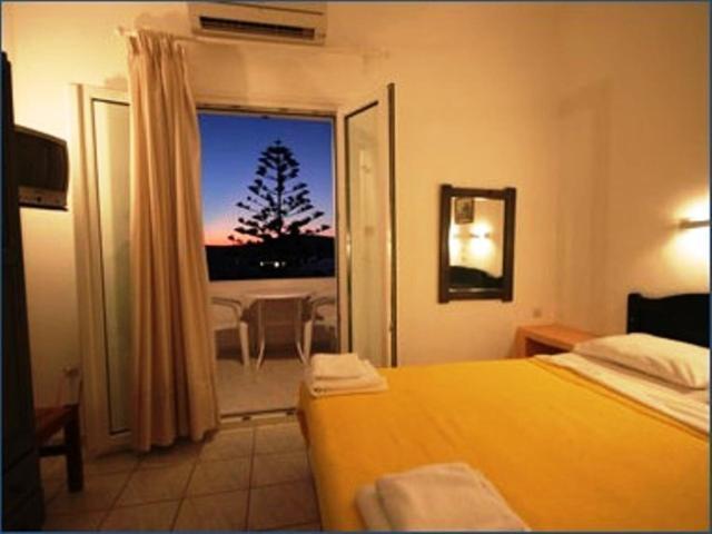 Alea * Naousa (Paros)